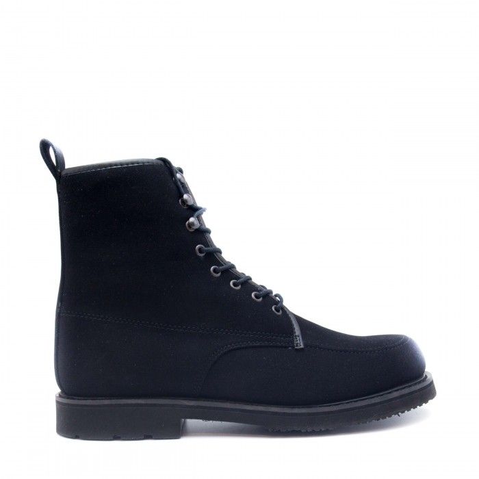 black short boots