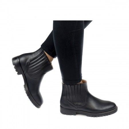 Riley Black Vegan Boots