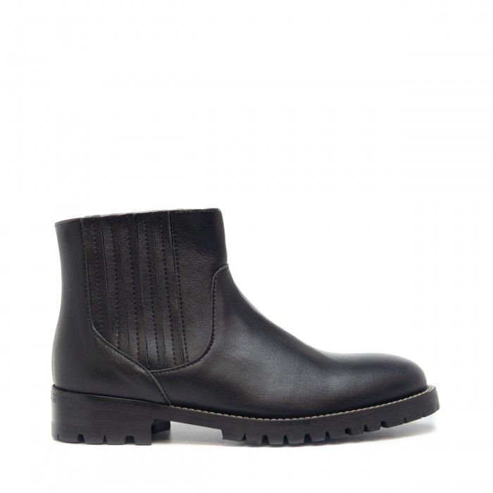 black vegan chelsea boots