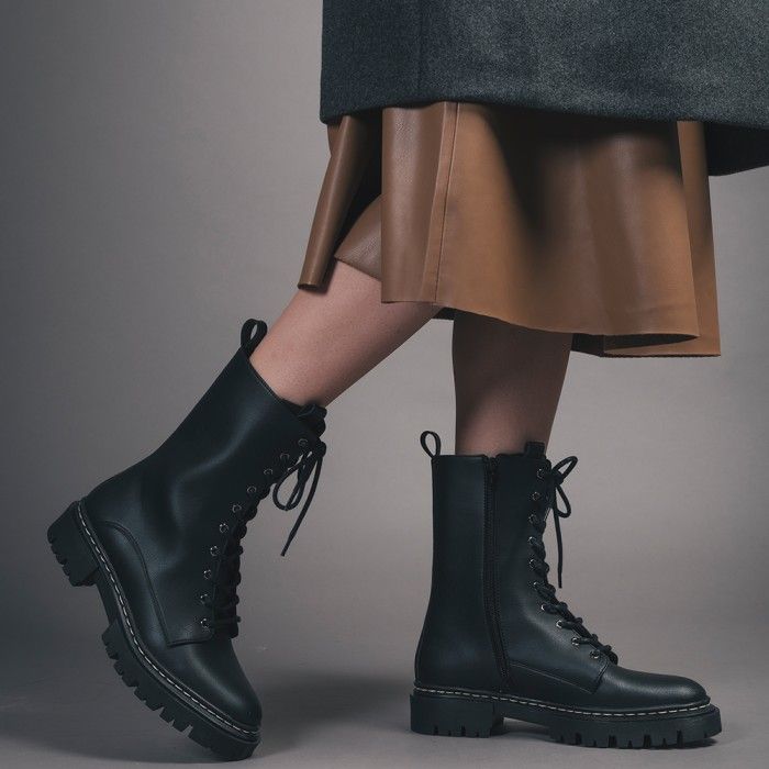 Mellea Black vegan boots